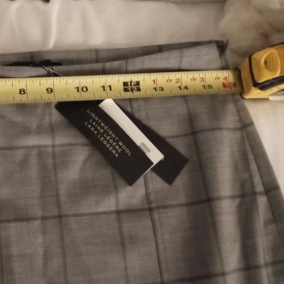 Banana Republic Skirt - Picture 10 of 10